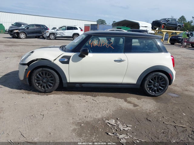 2017 Mini Hardtop Cooper S მანქანა იყიდება აუქციონზე, vin: WMWXP7C54H2A44545, აუქციონის ნომერი: 46217362