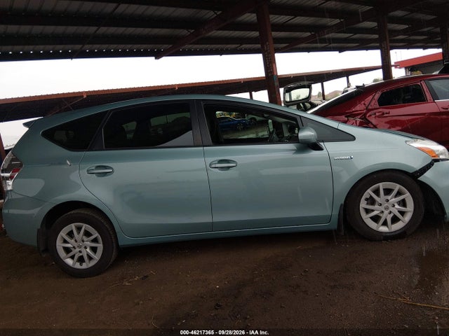 Toyota Prius V Three 2014 JTDZN3EU5E3341003 Image 13