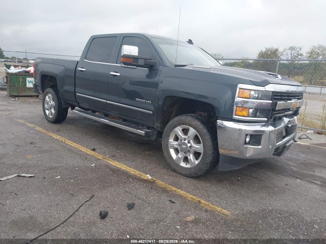 46217417 :رقم المزاد ، 1GC1KWEY7HF170591 vin ، 2017 Chevrolet Silverado 2500hd Ltz مزاد بيع