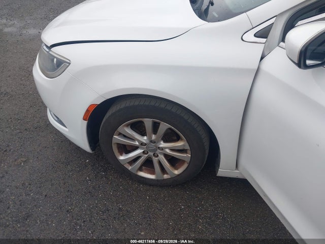 2015 Chrysler 200 Limited მანქანა იყიდება აუქციონზე, vin: 1C3CCCAB7FN581583, აუქციონის ნომერი: 46217456