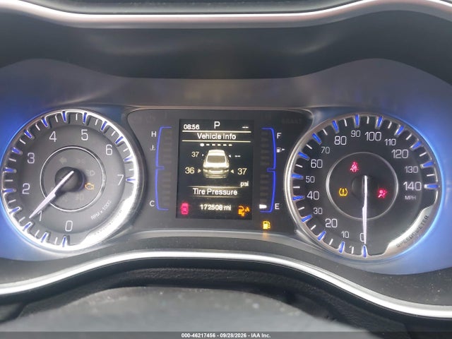 2015 Chrysler 200 Limited მანქანა იყიდება აუქციონზე, vin: 1C3CCCAB7FN581583, აუქციონის ნომერი: 46217456