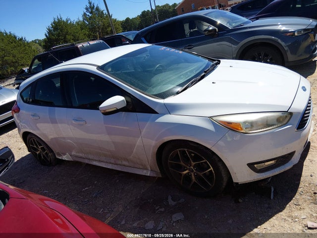 46217610 :رقم المزاد ، 1FADP3K29GL371265 vin ، 2016 Ford Focus Se مزاد بيع