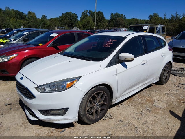 46217610 :رقم المزاد ، 1FADP3K29GL371265 vin ، 2016 Ford Focus Se مزاد بيع
