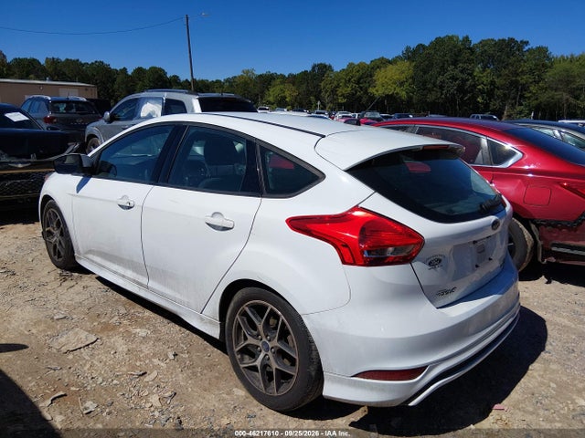 46217610 :رقم المزاد ، 1FADP3K29GL371265 vin ، 2016 Ford Focus Se مزاد بيع
