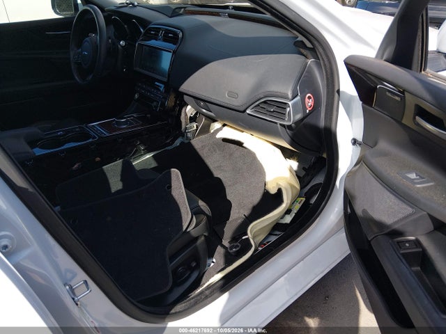 Продажа на аукционе авто 2017 Jaguar Xe 35t First Edition, vin: SAJAN4BVXHA947771, номер лота: 46217692