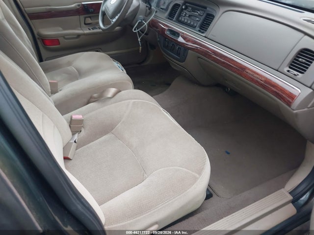 46217722 :رقم المزاد ، 2MEFM74W52X636681 vin ، 2002 Mercury Grand Marquis Gs مزاد بيع