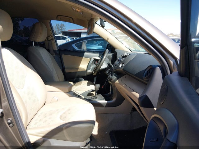 46217759 :رقم المزاد ، 2T3ZF4DV3BW079553 vin ، 2011 Toyota Rav4 مزاد بيع