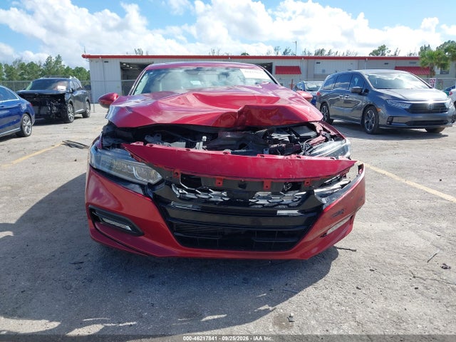 46217841 :رقم المزاد ، 1HGCV1F5XJA101311 vin ، 2018 Honda Accord Ex-l مزاد بيع