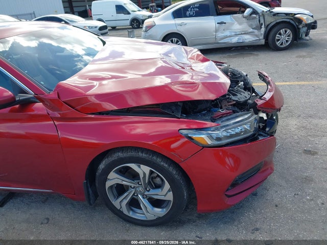 46217841 :رقم المزاد ، 1HGCV1F5XJA101311 vin ، 2018 Honda Accord Ex-l مزاد بيع