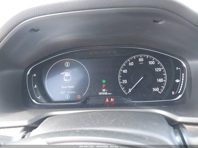46217841 :رقم المزاد ، 1HGCV1F5XJA101311 vin ، 2018 Honda Accord Ex-l مزاد بيع