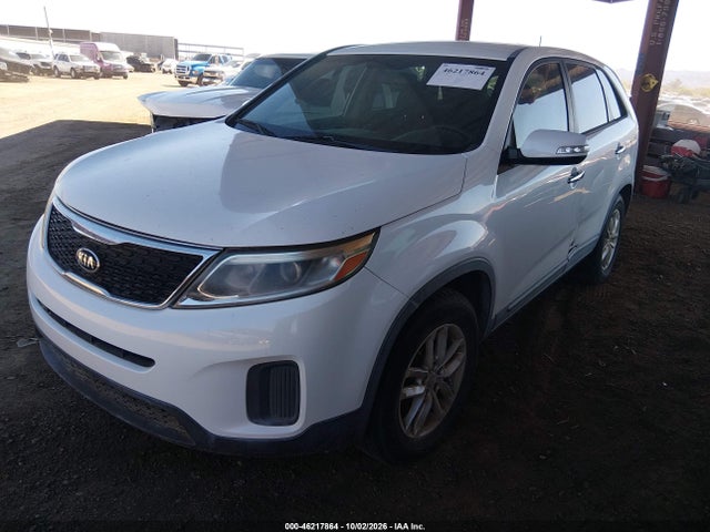 46217864 :رقم المزاد ، 5XYKT3A60FG625053 vin ، 2015 Kia Sorento Lx مزاد بيع