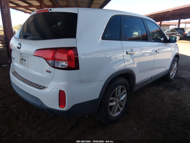 46217864 :رقم المزاد ، 5XYKT3A60FG625053 vin ، 2015 Kia Sorento Lx مزاد بيع