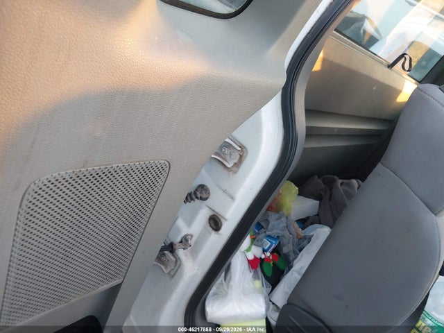 2004 Ford F-150 Stx/xl/xlt მანქანა იყიდება აუქციონზე, vin: 1FTRF12W54NB16025, აუქციონის ნომერი: 46217888