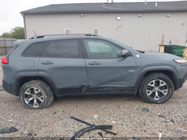 Продажа на аукционе авто 2015 Jeep Cherokee Trailhawk, vin: 1C4PJMBS2FW556978, номер лота: 46217932