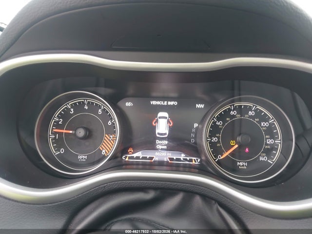 Продажа на аукционе авто 2015 Jeep Cherokee Trailhawk, vin: 1C4PJMBS2FW556978, номер лота: 46217932