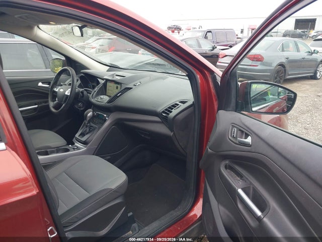 Продажа на аукционе авто 2016 Ford Escape Se, vin: 1FMCU9GX8GUA65704, номер лота: 46217934
