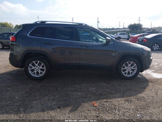 Продажа на аукционе авто 2016 Jeep Cherokee Latitude, vin: 1C4PJMCB1GW300735, номер лота: 46217942