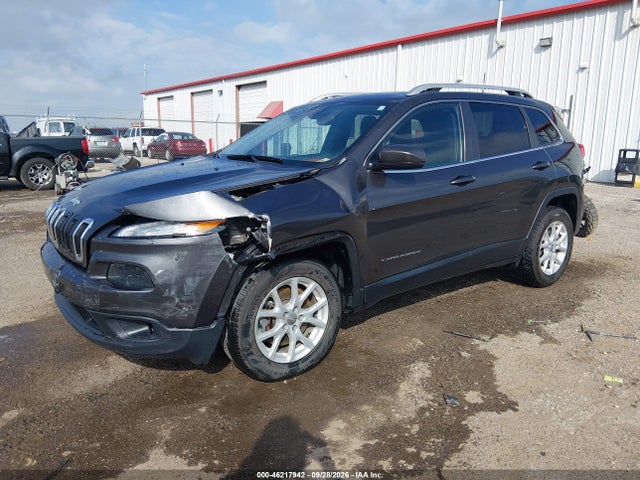 Продажа на аукционе авто 2016 Jeep Cherokee Latitude, vin: 1C4PJMCB1GW300735, номер лота: 46217942