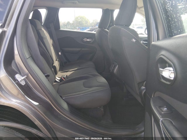 Продажа на аукционе авто 2016 Jeep Cherokee Latitude, vin: 1C4PJMCB1GW300735, номер лота: 46217942