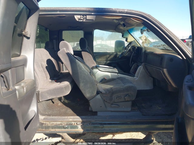 Aukcja sprzedaży 2002 Chevrolet Silverado 2500hd Ls, vin: 1GCHK29122E137208, numer aukcji: 46217952