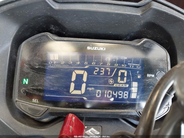 Suzuki GSX250R 2018 LC6DN11A3J1100987 Image 7