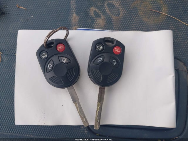 46218041 :رقم المزاد ، 1FMCU0HD2JUC33053 vin ، 2018 Ford Escape Sel مزاد بيع