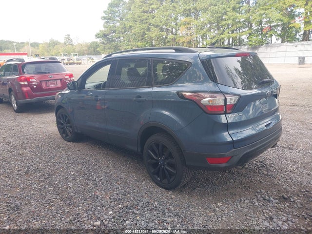 46218041 :رقم المزاد ، 1FMCU0HD2JUC33053 vin ، 2018 Ford Escape Sel مزاد بيع