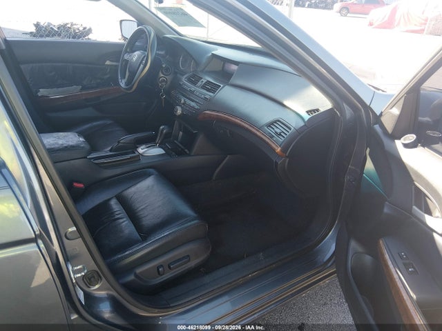 2011 Honda Accord 2.4 Ex-l მანქანა იყიდება აუქციონზე, vin: 1HGCP2F89BA024202, აუქციონის ნომერი: 46218099