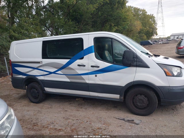 46218157 :رقم المزاد ، 1FTNE1YM8FKA41445 vin ، 2015 Ford Transit-150 مزاد بيع