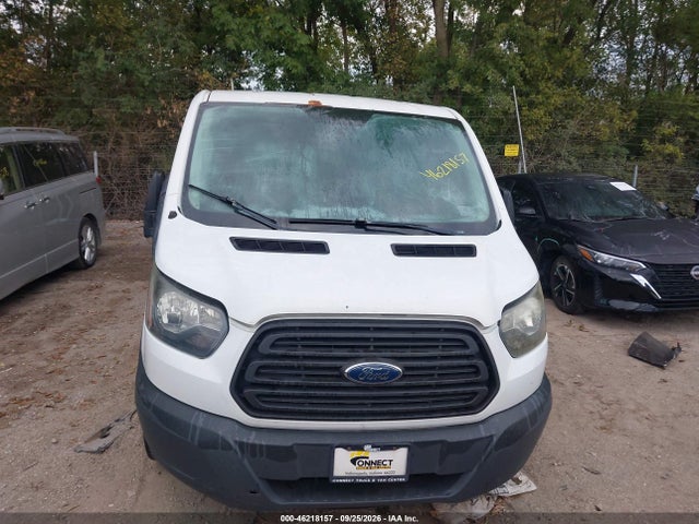 46218157 :رقم المزاد ، 1FTNE1YM8FKA41445 vin ، 2015 Ford Transit-150 مزاد بيع
