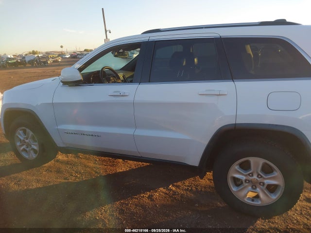 Продажа на аукционе авто 2015 Jeep Grand Cherokee Laredo, vin: 1C4RJEAG1FC199662, номер лота: 46218166