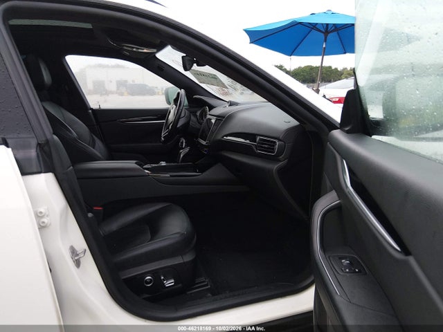 Продаж на аукціоні авто 2022 Maserati Levante Gt, vin: ZN661XUAXNX382330, номер лоту: 46218169