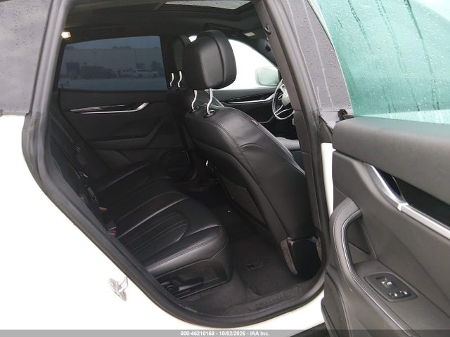 Продаж на аукціоні авто 2022 Maserati Levante Gt, vin: ZN661XUAXNX382330, номер лоту: 46218169