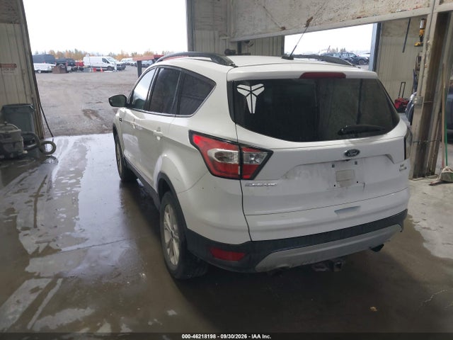 Продаж на аукціоні авто 2018 Ford Escape Se, vin: 1FMCU9GD8JUC61610, номер лоту: 46218198