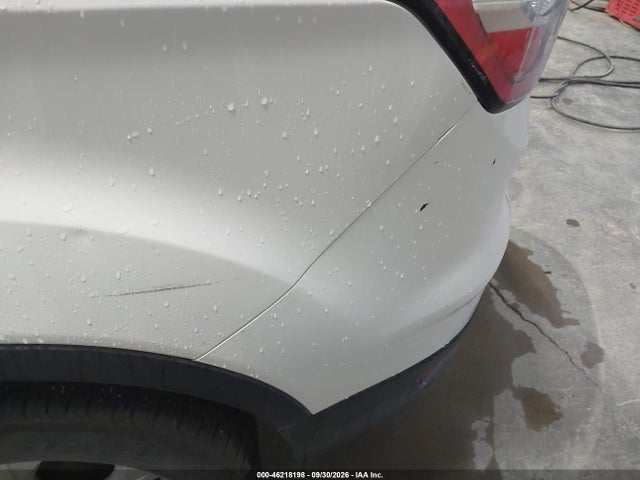 Продаж на аукціоні авто 2018 Ford Escape Se, vin: 1FMCU9GD8JUC61610, номер лоту: 46218198