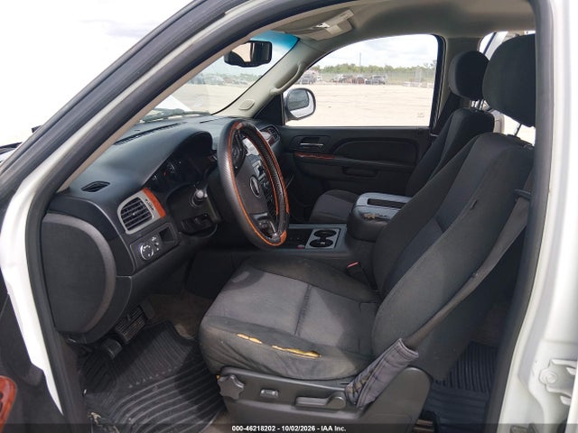 2010 Chevrolet Tahoe Ls მანქანა იყიდება აუქციონზე, vin: 1GNUCAE09AR182812, აუქციონის ნომერი: 46218202