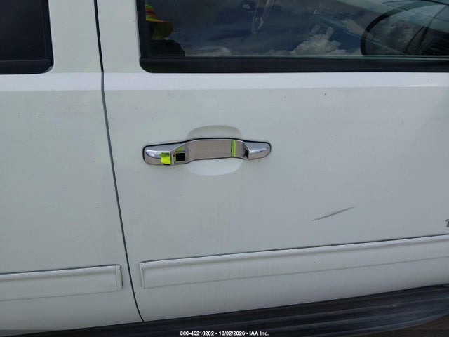 2010 Chevrolet Tahoe Ls მანქანა იყიდება აუქციონზე, vin: 1GNUCAE09AR182812, აუქციონის ნომერი: 46218202