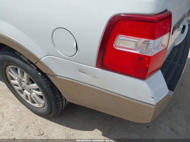 Продажа на аукционе авто 2011 Ford Expedition Xlt, vin: 1FMJU1J58BEF57233, номер лота: 46218216