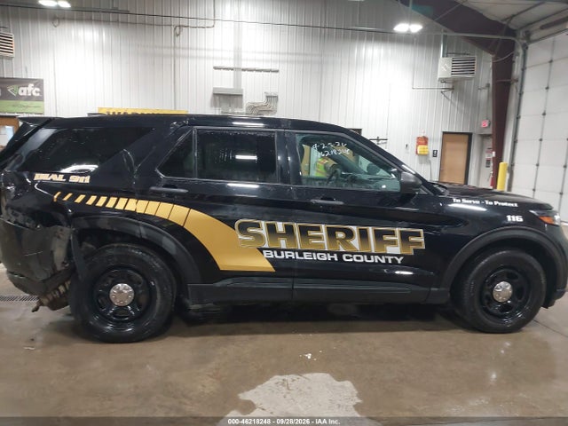 Ford Police Interceptor Utility 2025 1FM5K8AC5SGB11009 Image 13
