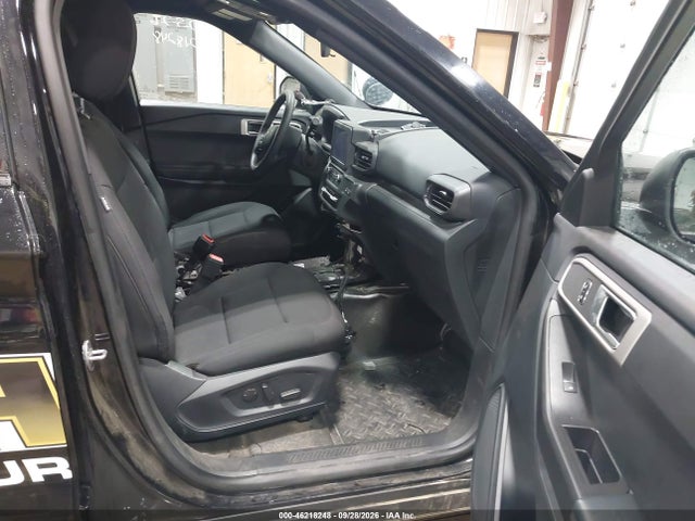 Ford Police Interceptor Utility 2025 1FM5K8AC5SGB11009 Image 5