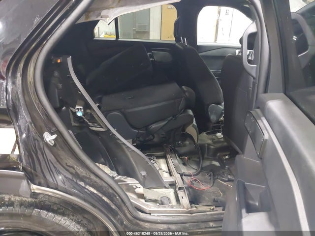 Ford Police Interceptor Utility 2025 1FM5K8AC5SGB11009 Image 8