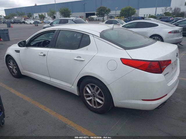 2011 Kia Optima Lx მანქანა იყიდება აუქციონზე, vin: KNAGM4A72B5080944, აუქციონის ნომერი: 46218271