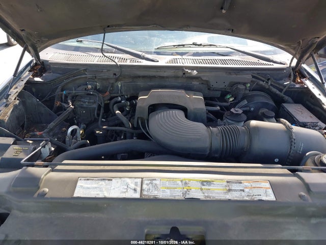 46218281 :رقم المزاد ، 1FMRU17L32LA03893 vin ، 2002 Ford Expedition Eddie Bauer مزاد بيع