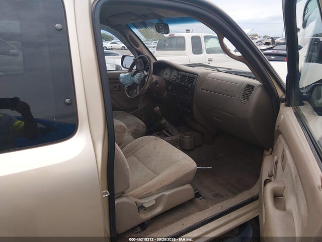 Aukcja sprzedaży 2002 Toyota Tacoma, vin: 5TEWM72N42Z050015, numer aukcji: 46218312