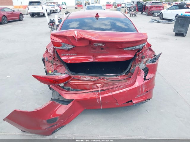 2018 Hyundai Elantra Sel მანქანა იყიდება აუქციონზე, vin: 5NPD84LFXJH315085, აუქციონის ნომერი: 46218371
