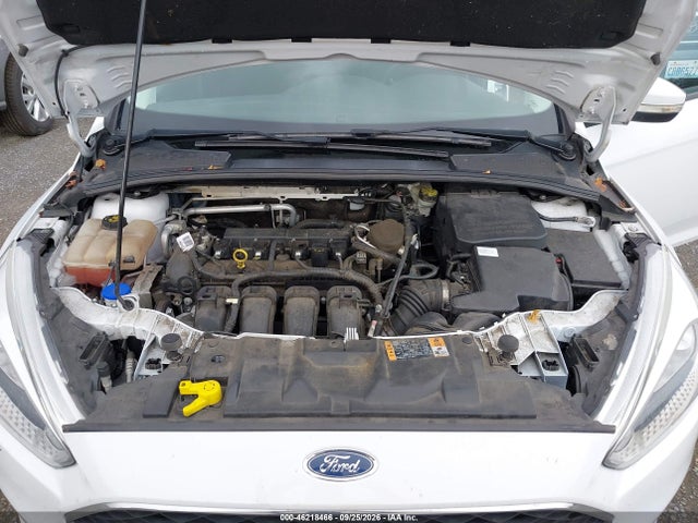 Ford FOCUS SE 2015 1FADP3K27FL316117 Image 10