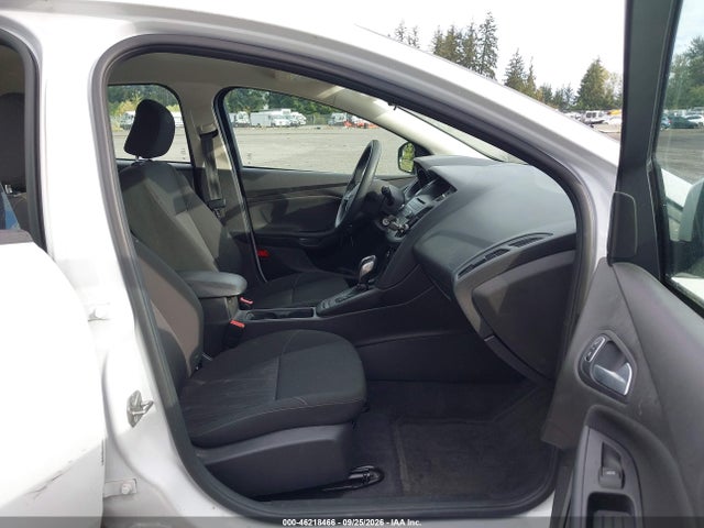 Ford FOCUS SE 2015 1FADP3K27FL316117 Image 5