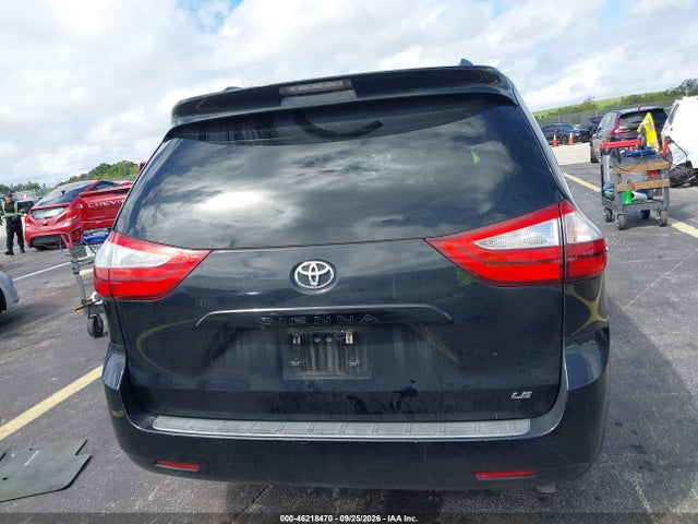 Продаж на аукціоні авто 2016 Toyota Sienna Le 8 Passenger, vin: 5TDKK3DC6GS718636, номер лоту: 46218470
