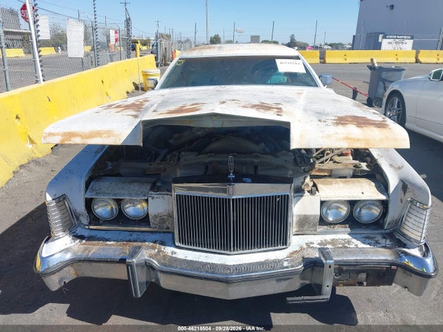46218504 :رقم المزاد ، 6y89AB866263 vin ، 1976 Lincoln Continental مزاد بيع