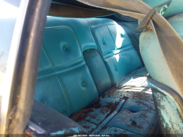 46218504 :رقم المزاد ، 6y89AB866263 vin ، 1976 Lincoln Continental مزاد بيع